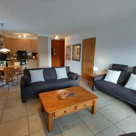 Golf C 21 Apartment *