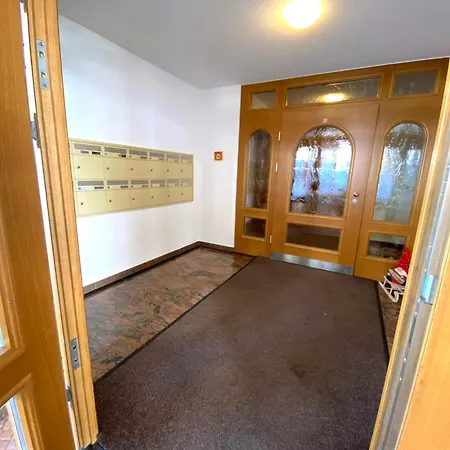 アパート Golf C 21 ロイカーバード